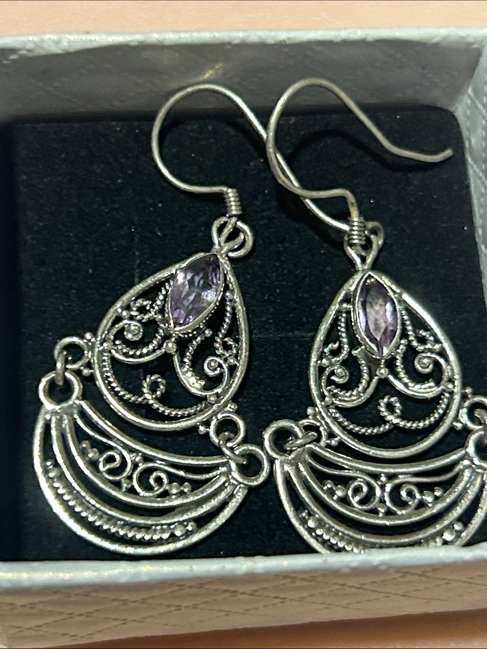 Source Unknown Silver Filigree Teardrop Earrings with Light Purple Stones
